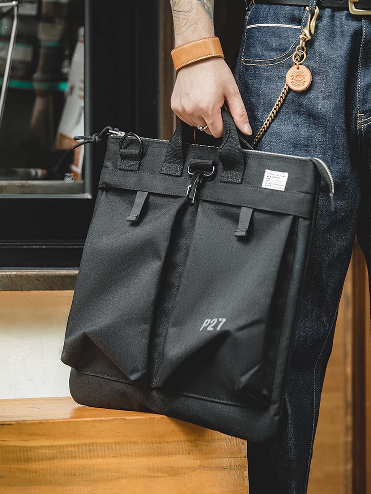917 Kondo Large Messenger Bag