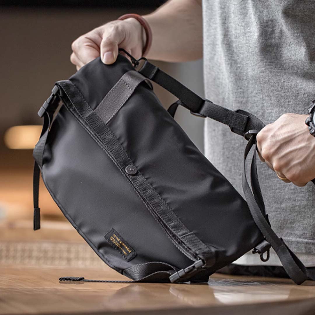 918 Zoko Messenger Bag
