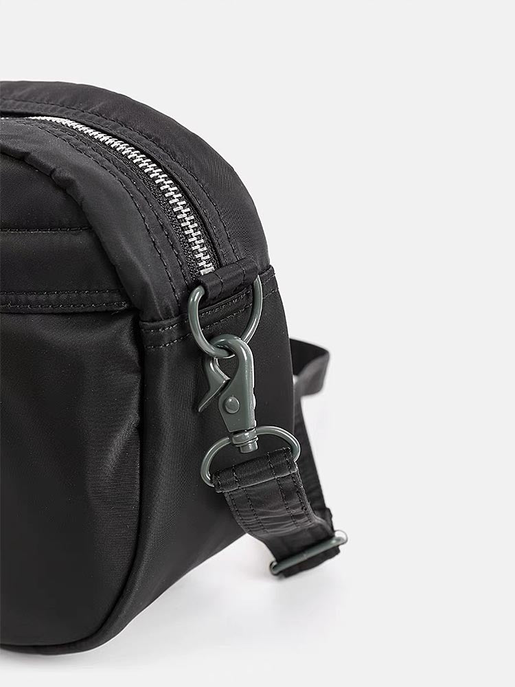 919 Kino Crescent Moon Bag
