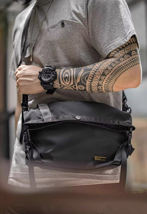 918 Zoko Messenger Bag