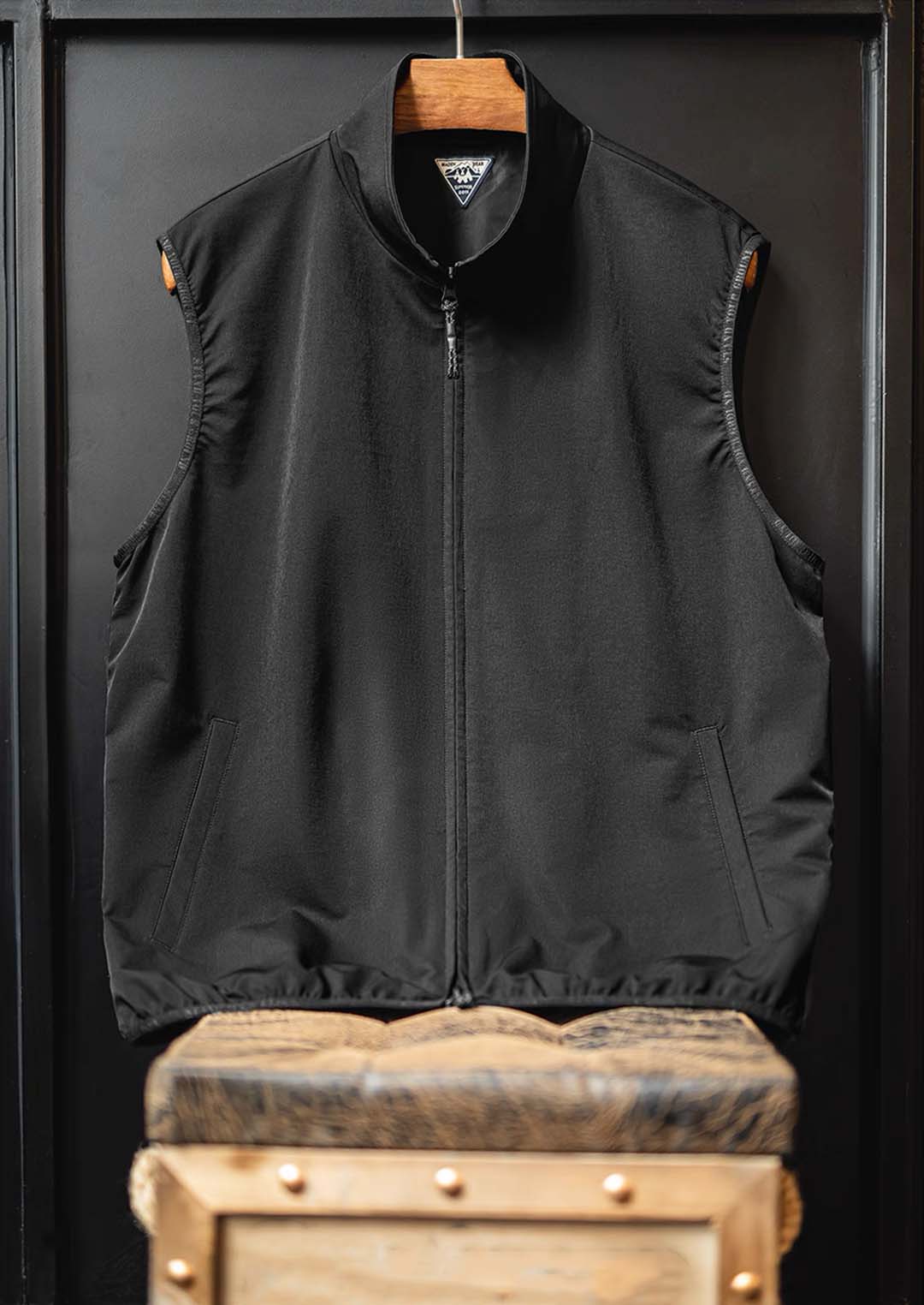 781 Hutt Functional Zip Vest