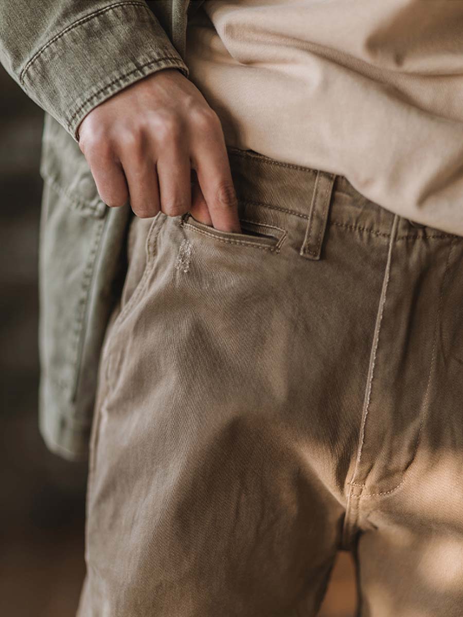 064 Bara Distressed Relaxed Chinos
