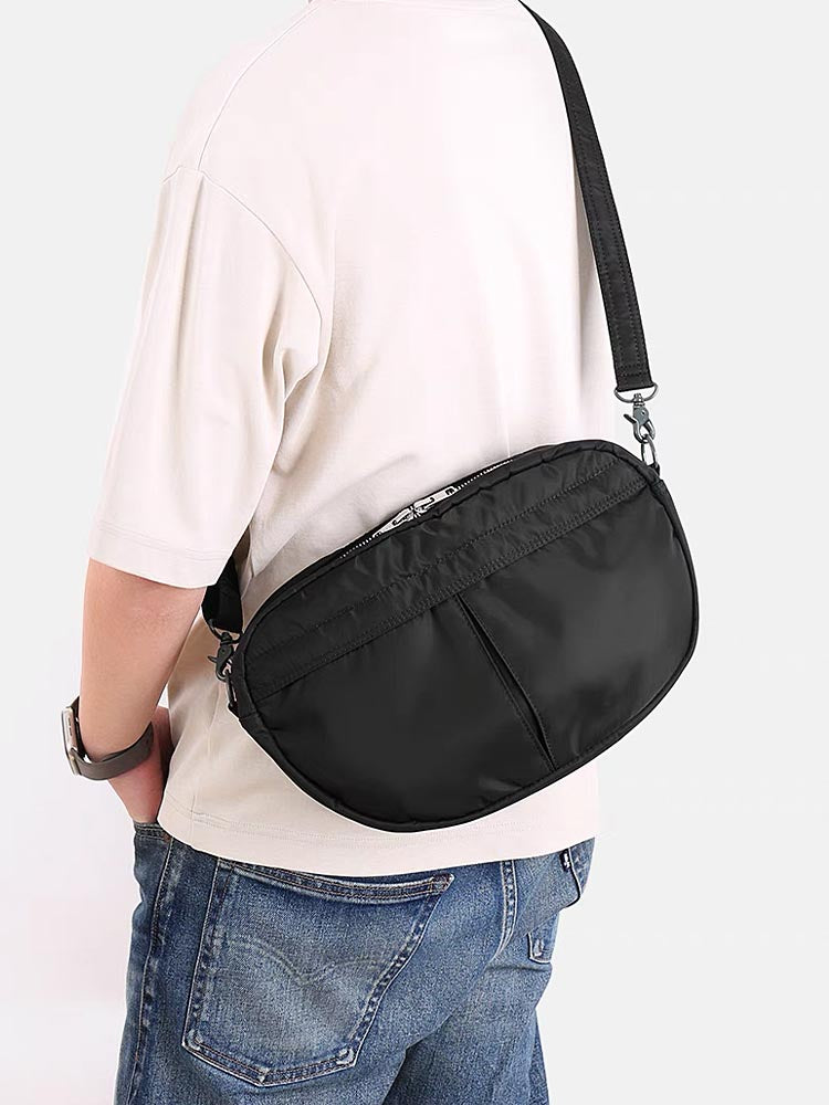 919 Kino Crescent Moon Bag